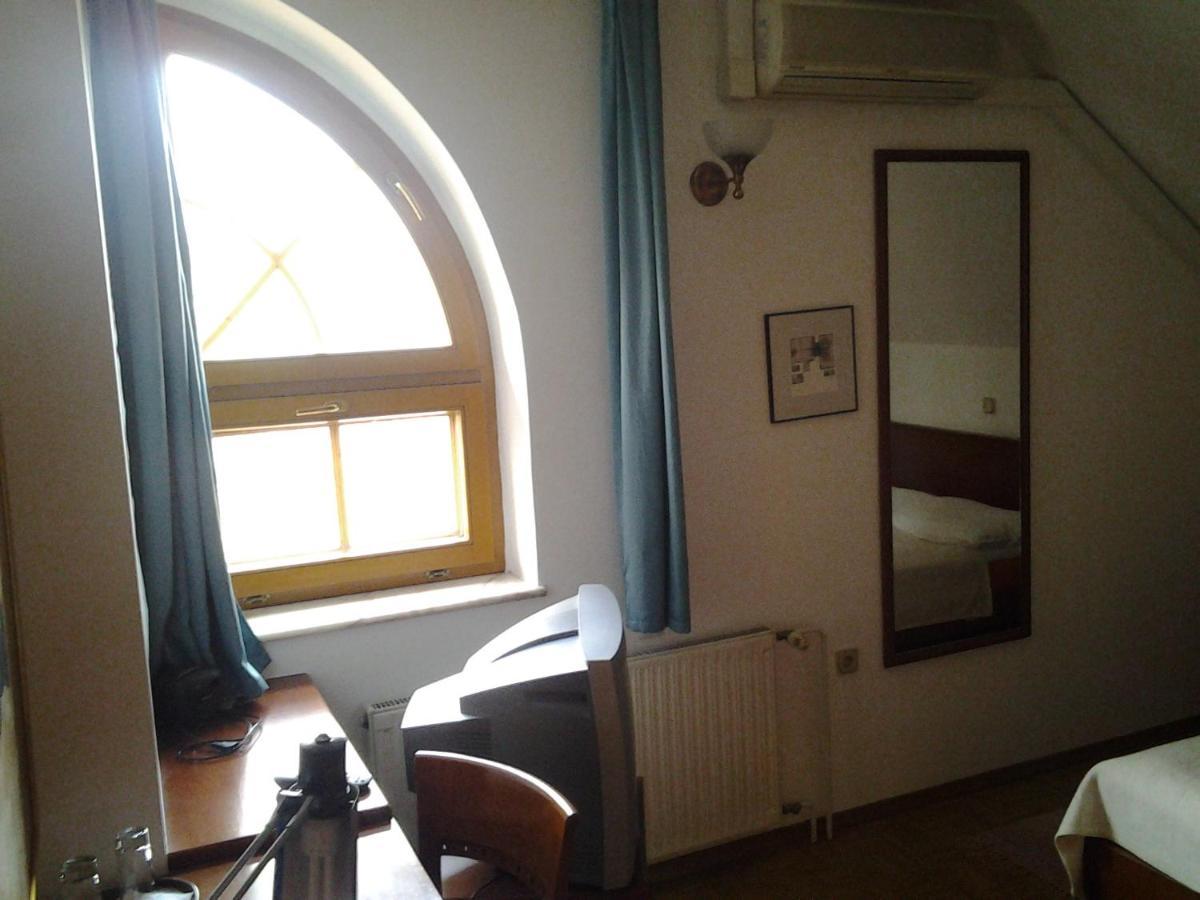 Guest House Arvaj Kranj városi község Szoba fotó