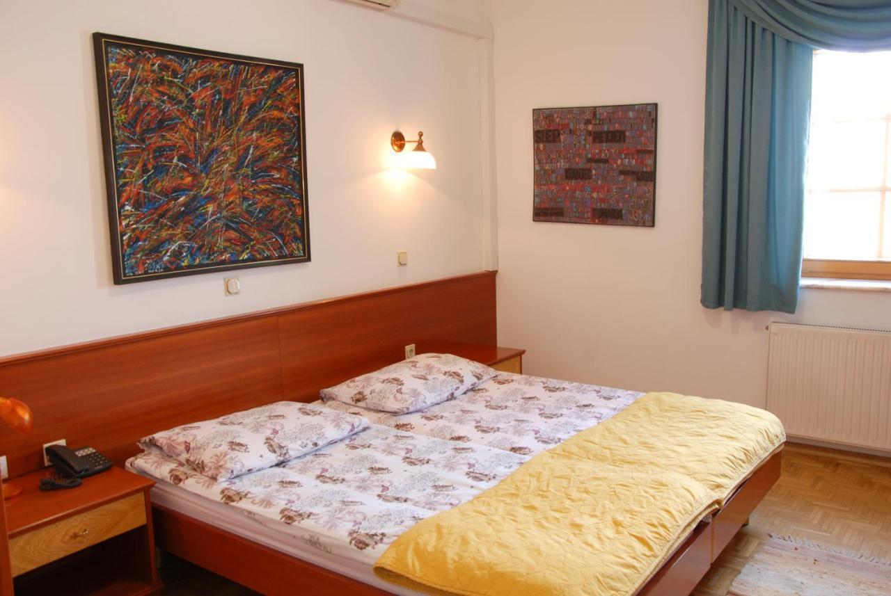 Guest House Arvaj Kranj városi község Kültér fotó